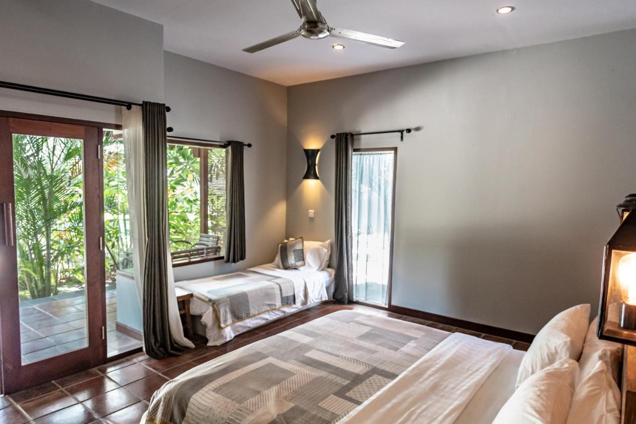 Belukar Villas Gili Trawangan Exterior photo