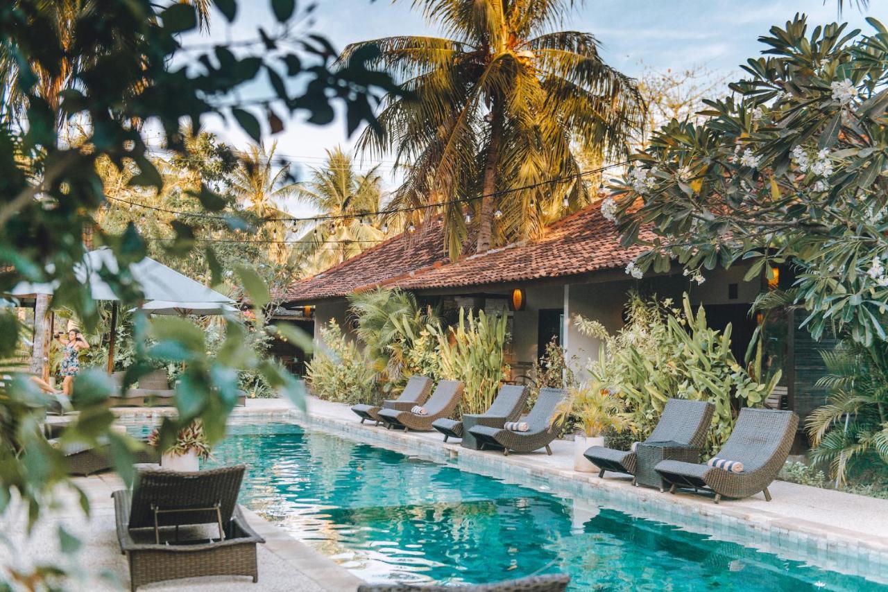 Belukar Villas Gili Trawangan Exterior photo