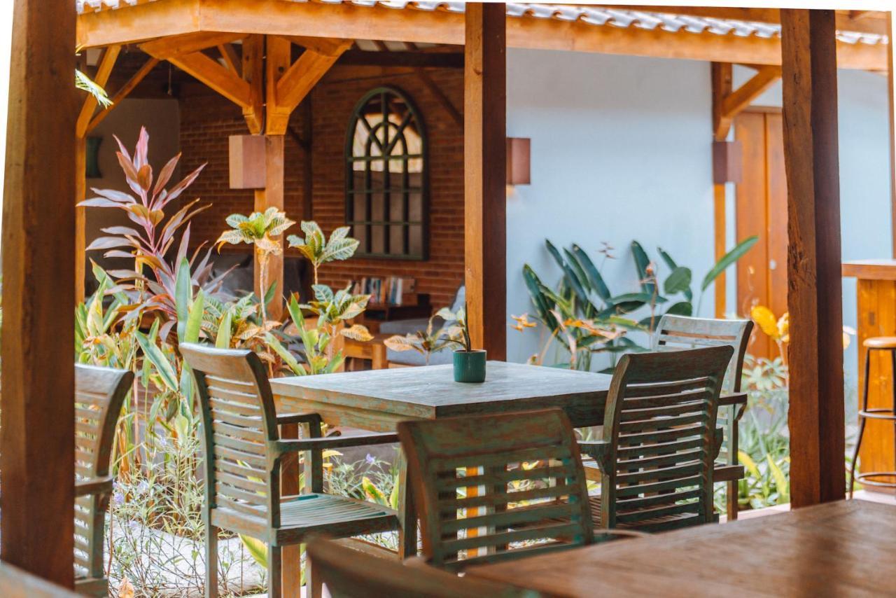 Belukar Villas Gili Trawangan Exterior photo