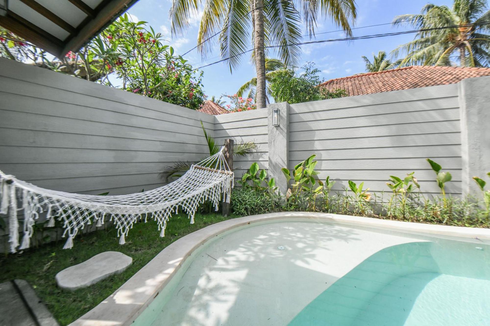 Belukar Villas Gili Trawangan Exterior photo