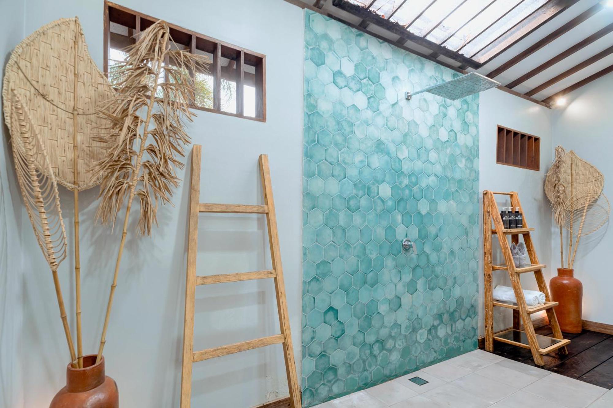 Belukar Villas Gili Trawangan Exterior photo